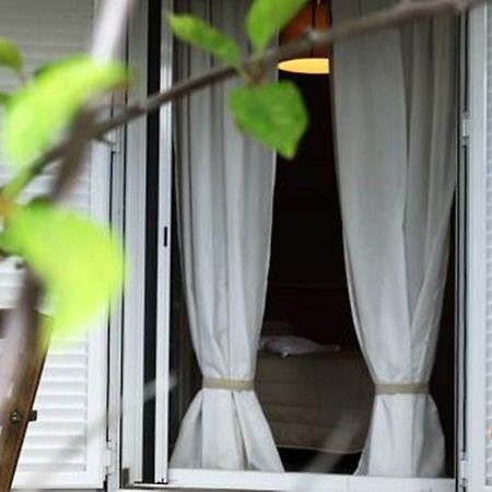 Smaragdi Studios Pefkari Eksteriør bilde